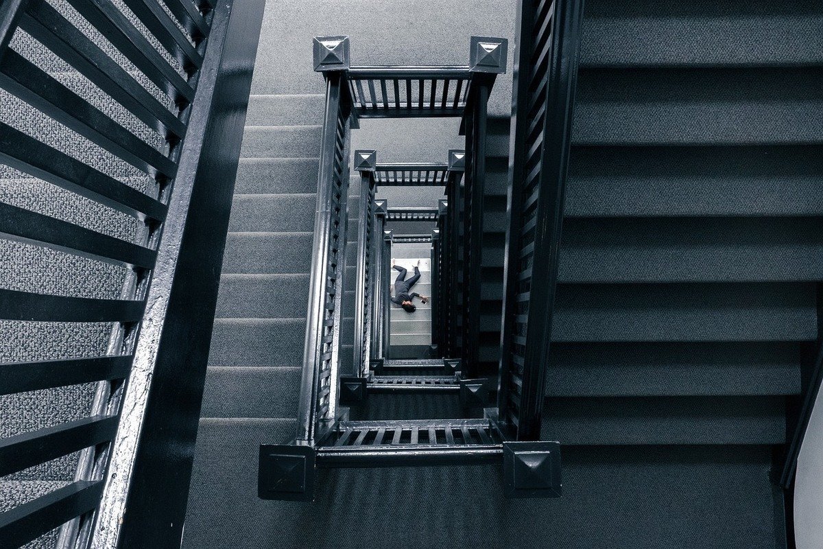 Служебная Лестница Без Лифта