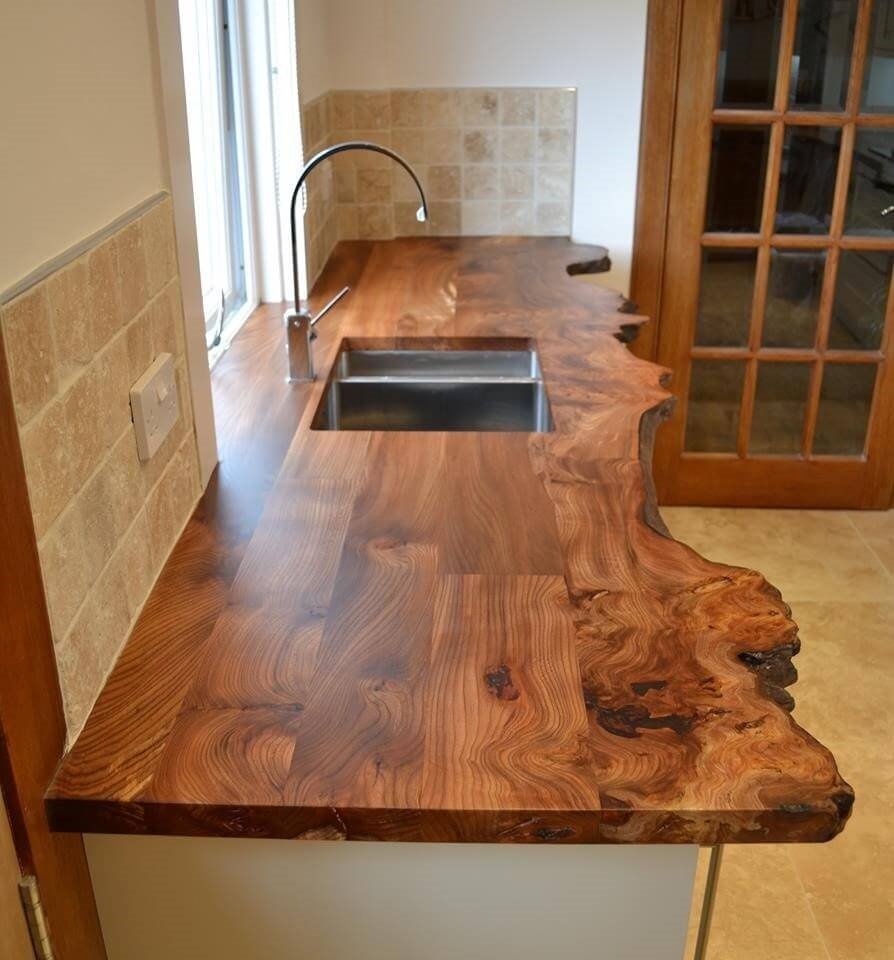 Необычные столы из дерева