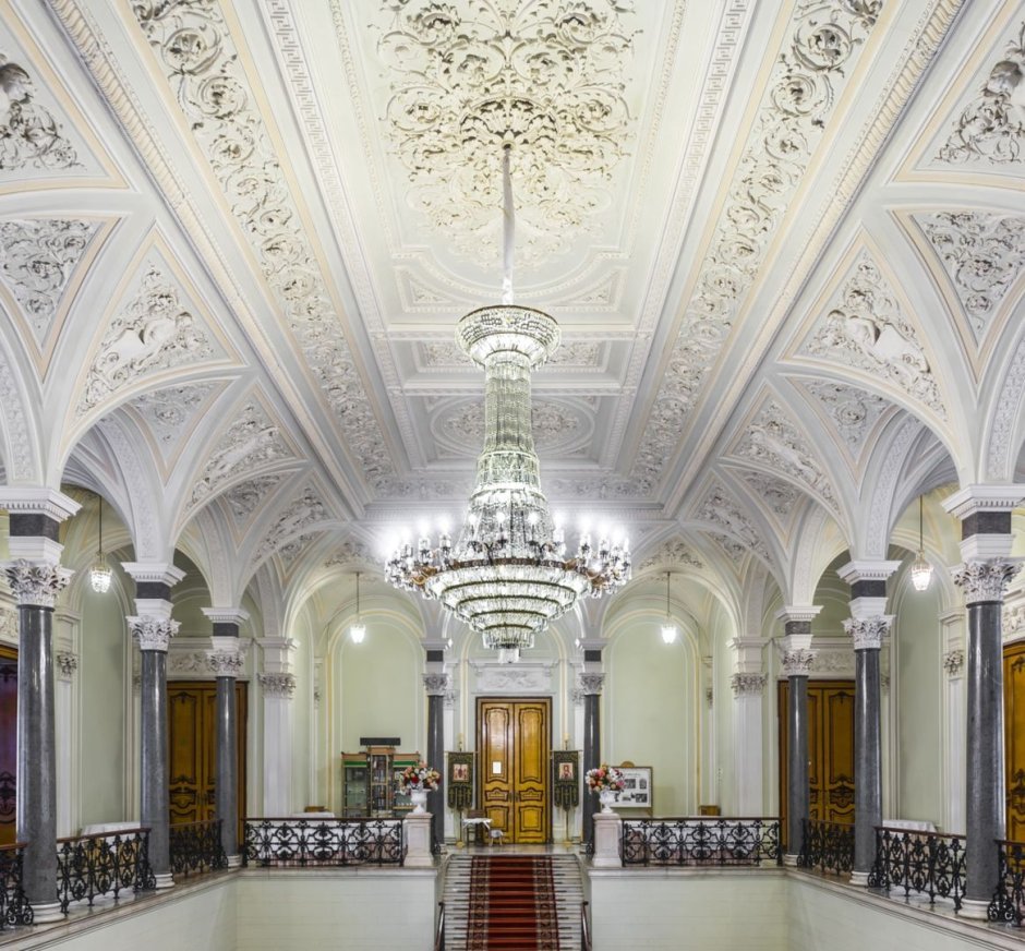 Николаевский дворец белая гостиная