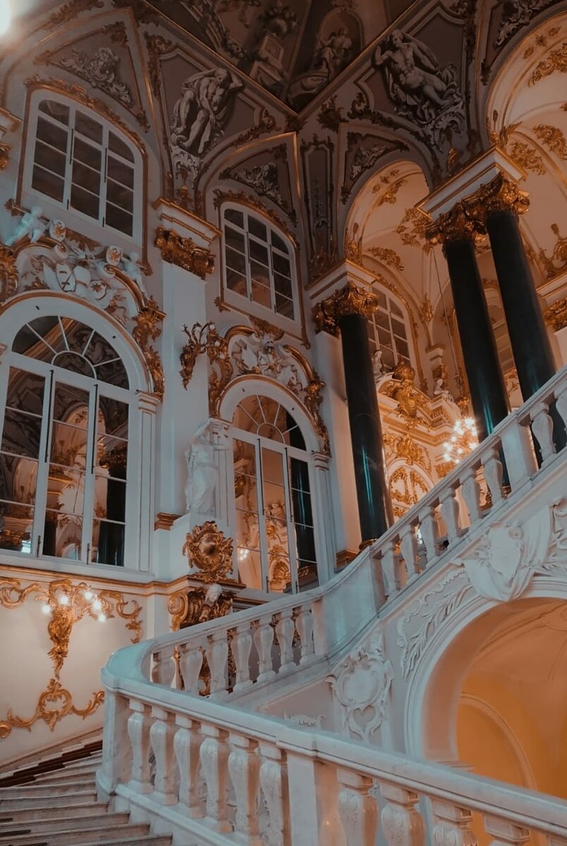 Барокко зимний дворец в Санкт-Петербурге