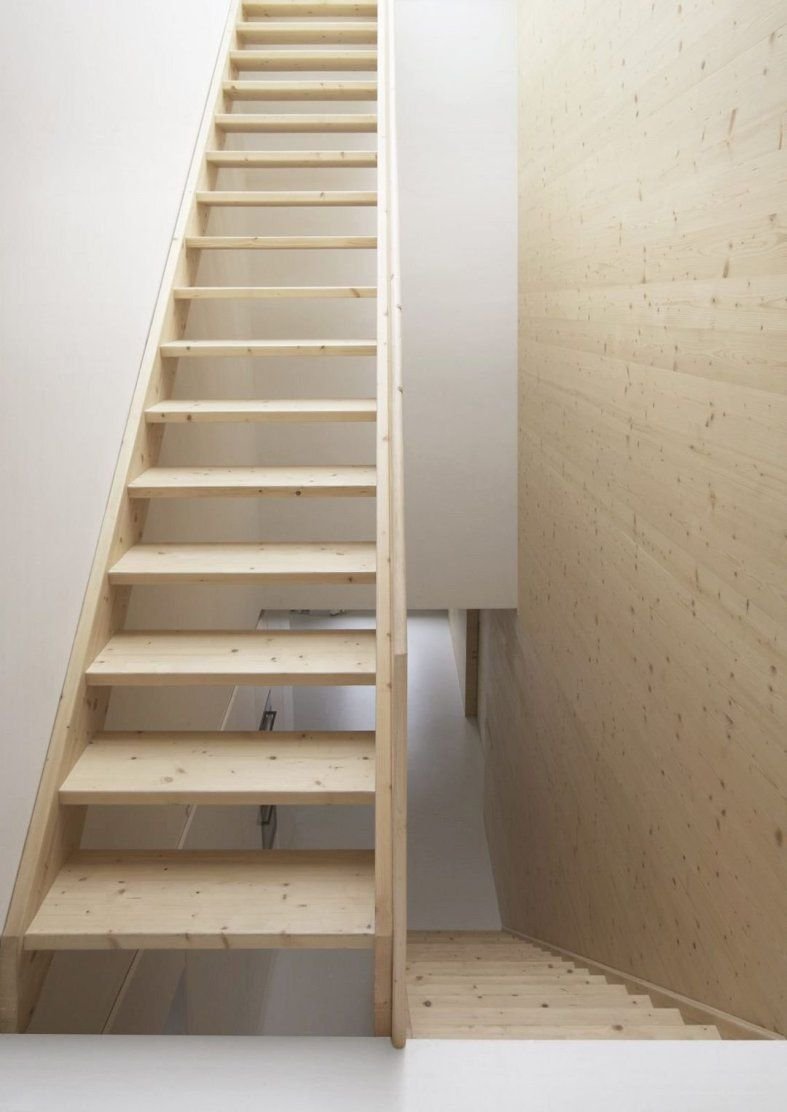 Лестница деревянная Леруа Мерлен