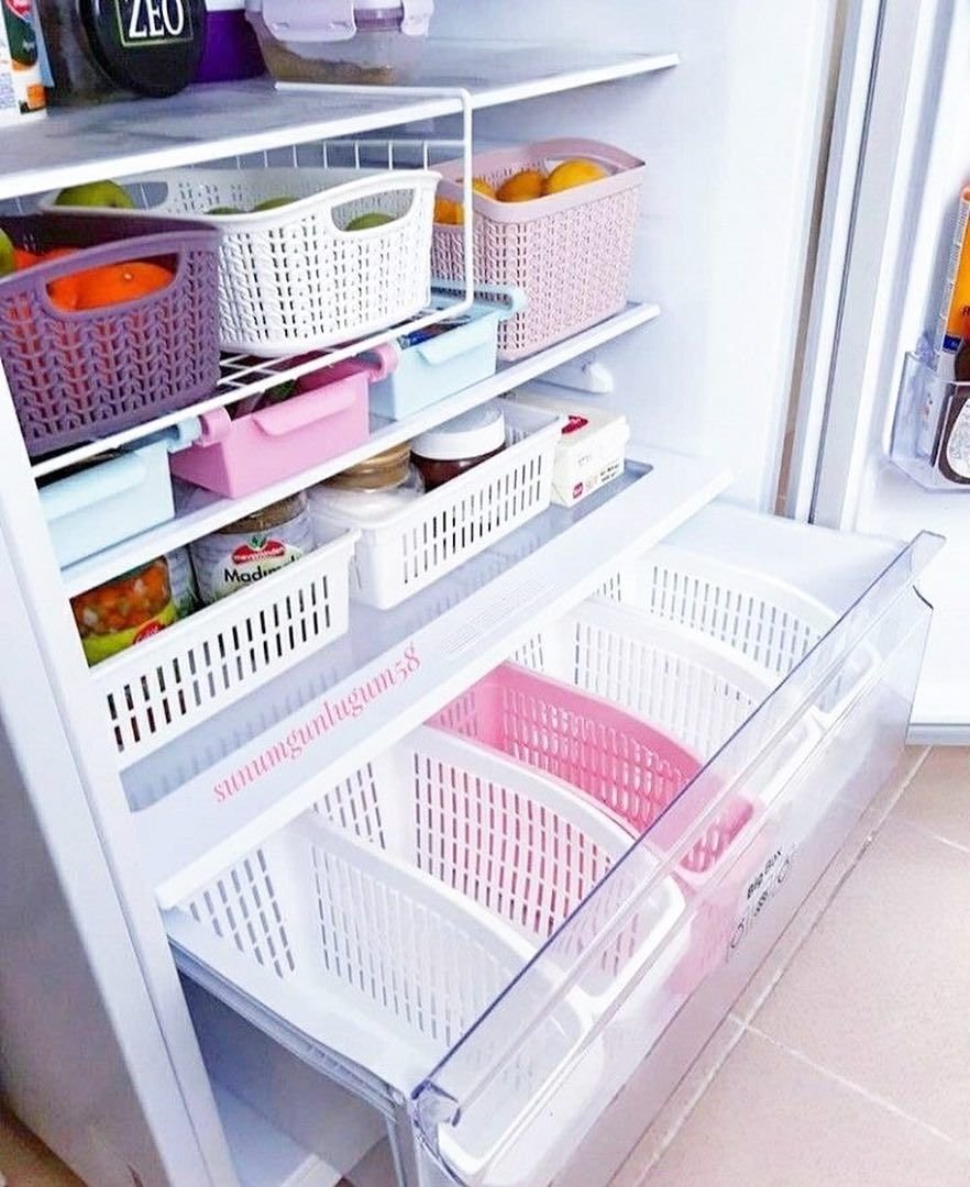 Магнитная полочка на холодильник