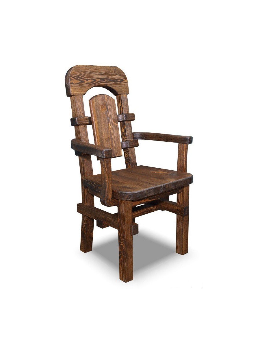 Старинное деревянное кресло