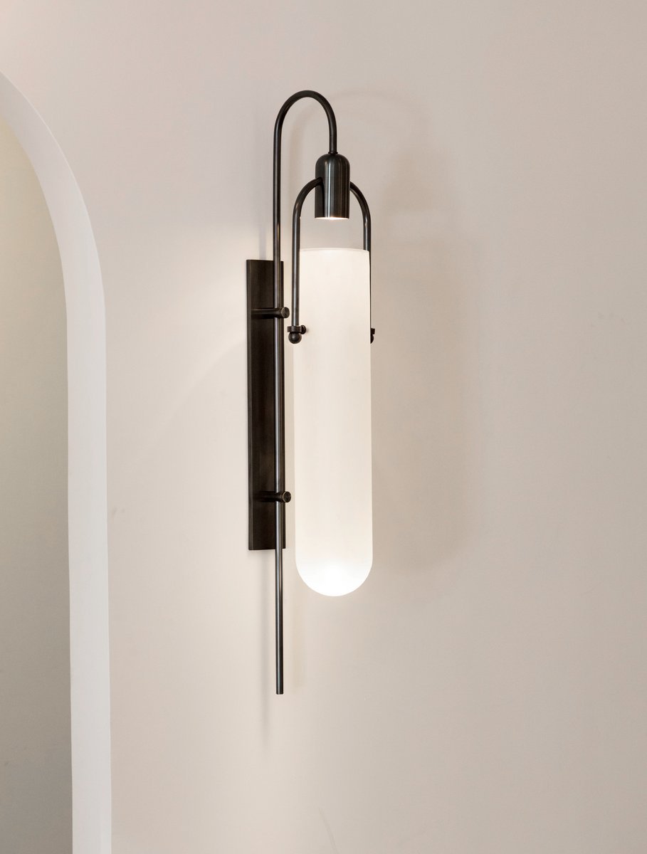Бра Allied maker Arc well Sconce