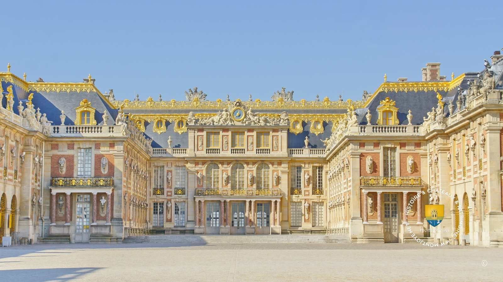 Chateau versailles. Версаль дворец Франция. Версальский дворец Барокко. Версальский Королевский дворец Франция. Версальский дворец Версаль классицизм.