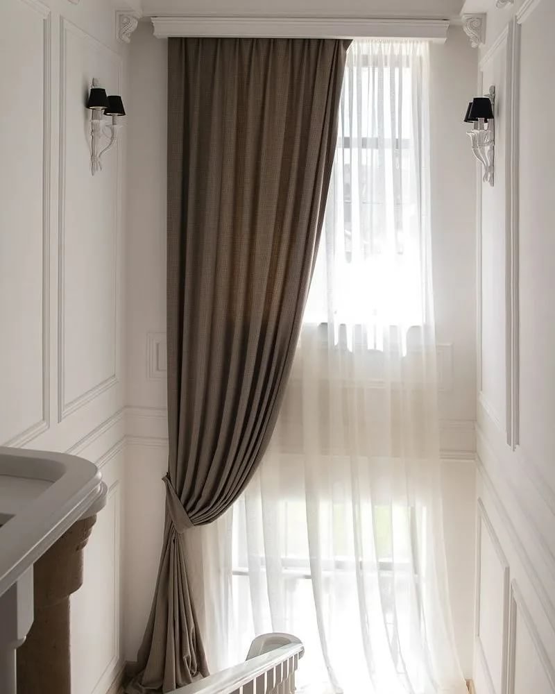 Занавески на лестничный пролет