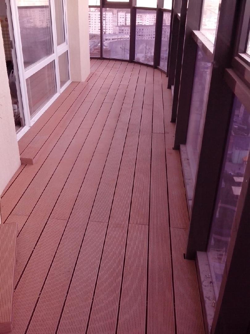 Декинг доска палубная на балконе