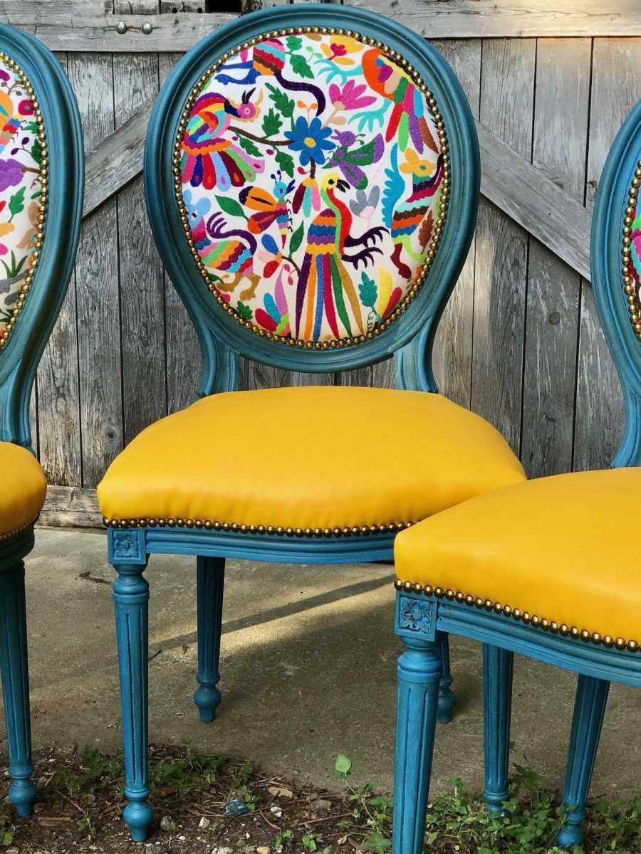 Реставрированные стулья