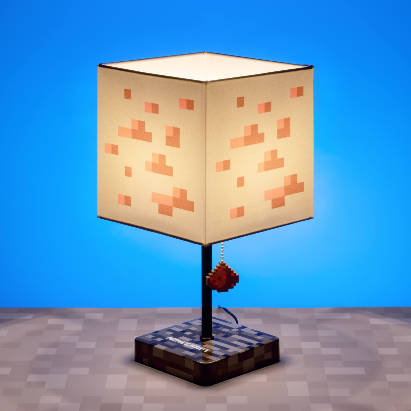 Уличный фонарь майнкрафт. Майнкрафт Redstone Lamp. Редстоун лампа в Minecraft. Редстоуновый светильник майнкрафт. Лампа майнкрафт 1.14.
