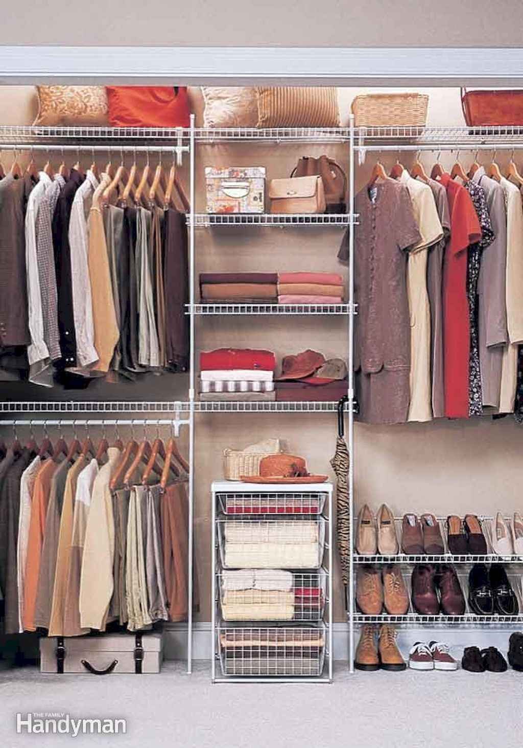 Организовать гардероб. Шкаф для одежды. Шкаф с вещами. Удобный шкаф для вещей. Шкаф гардероб.