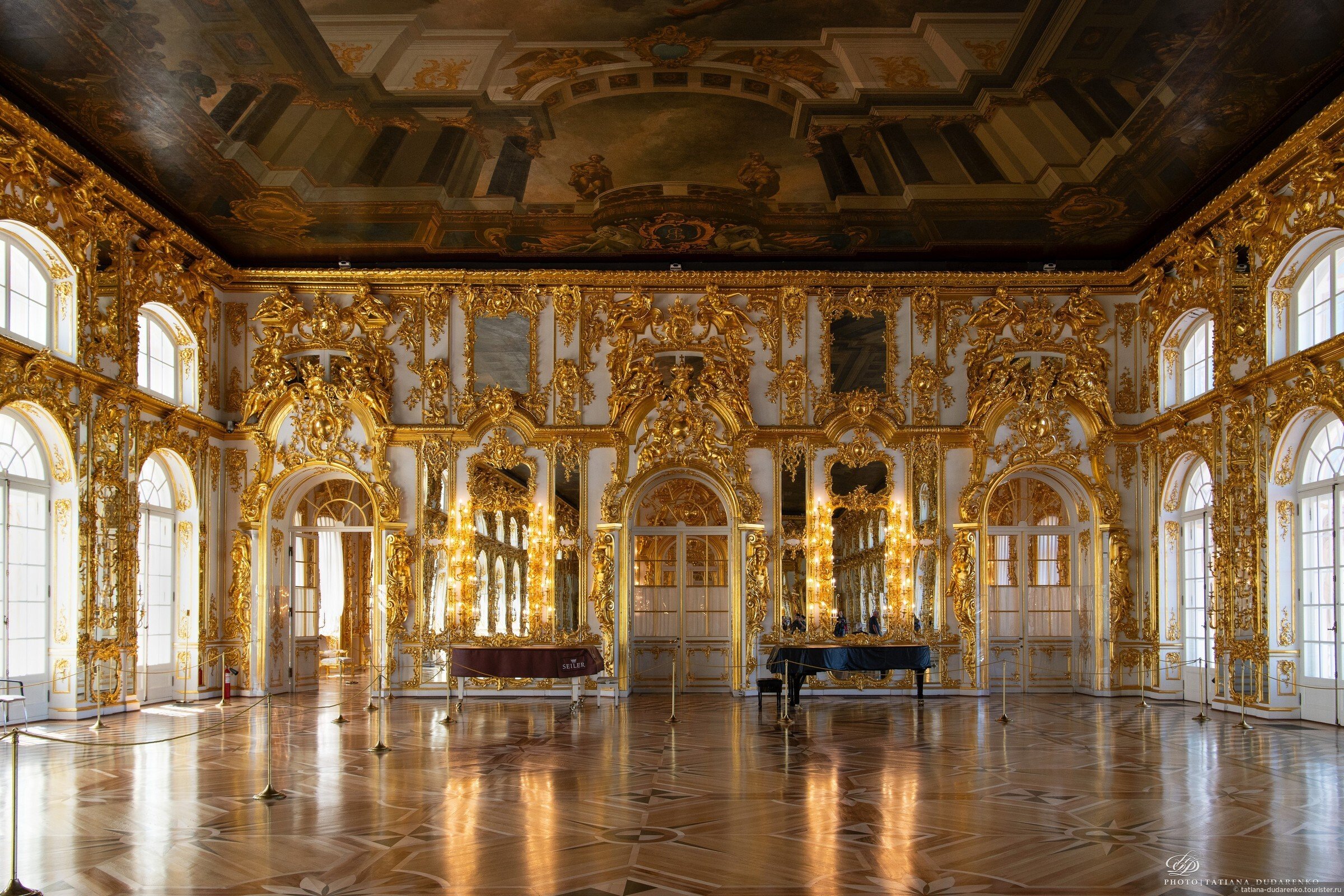 екатерининский дворец внутри