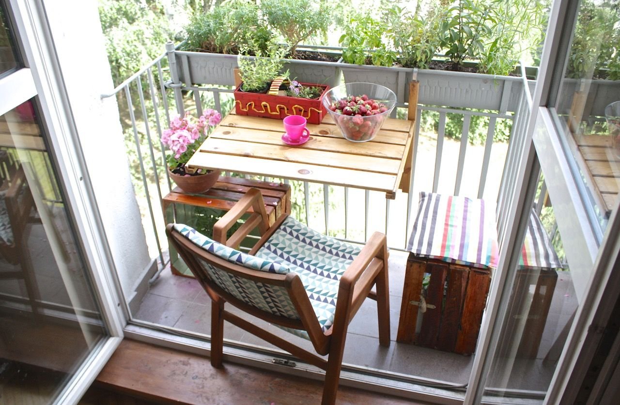 маленький столик на балкон своими руками