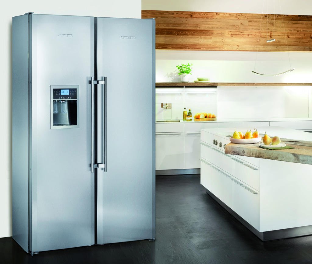 Холодильник Liebherr SBSES 8283