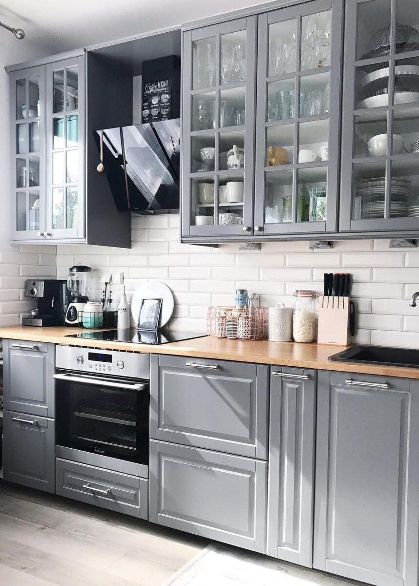 Кухня икеа Будбин серая