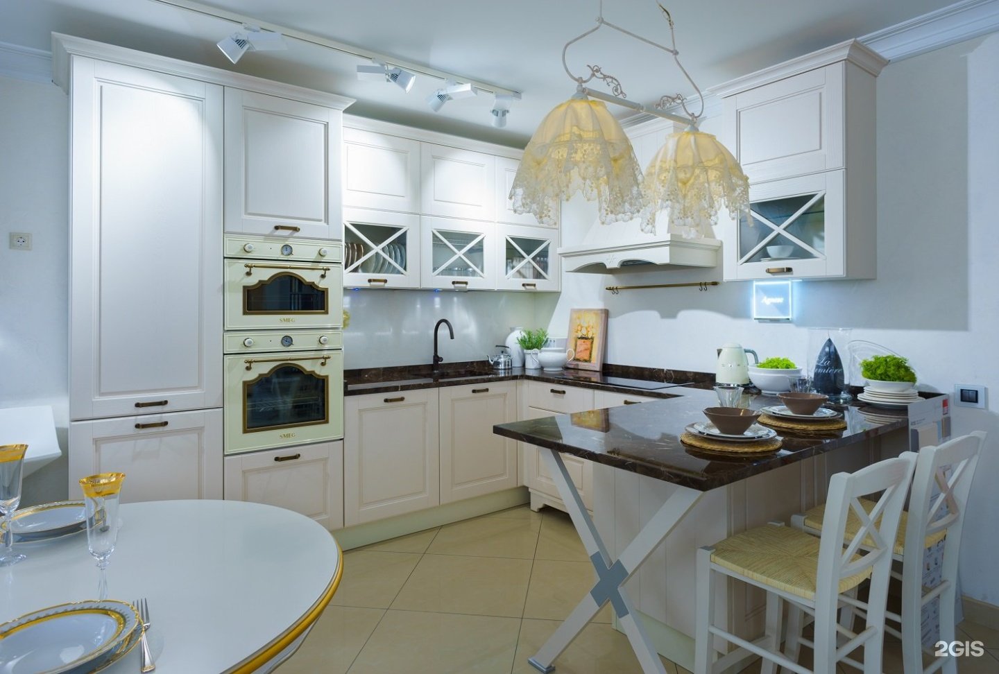 светильник в стиле прованс на кухню