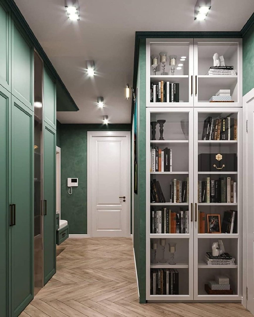 Прихожая в зеленом цвете