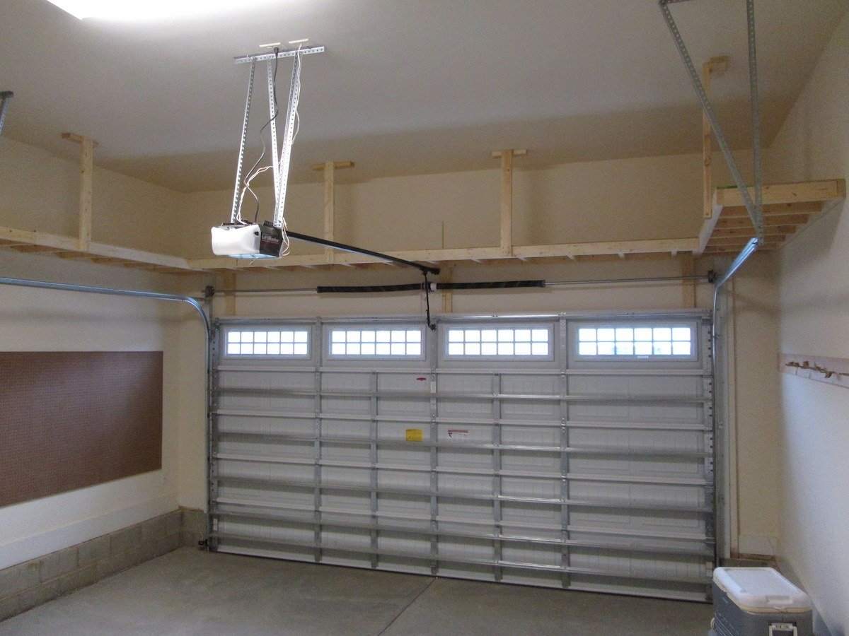Потолочные стеллажи для гаража