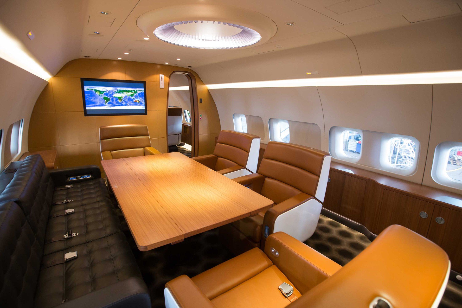 Бизнес Джет Boeing Business Jet (BBJ)