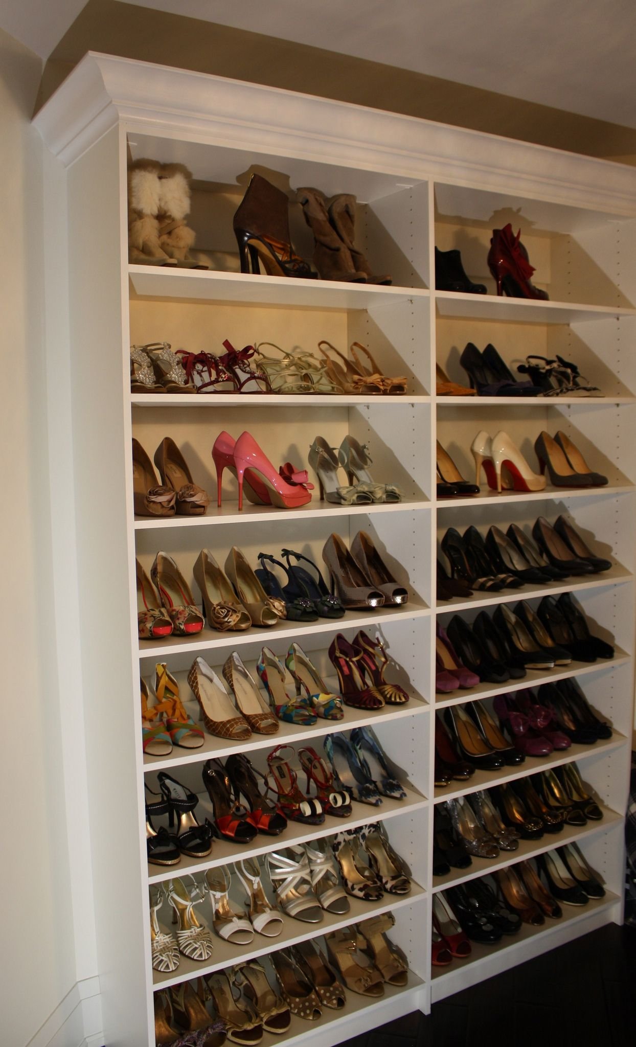 Обувные полки в гардеробной