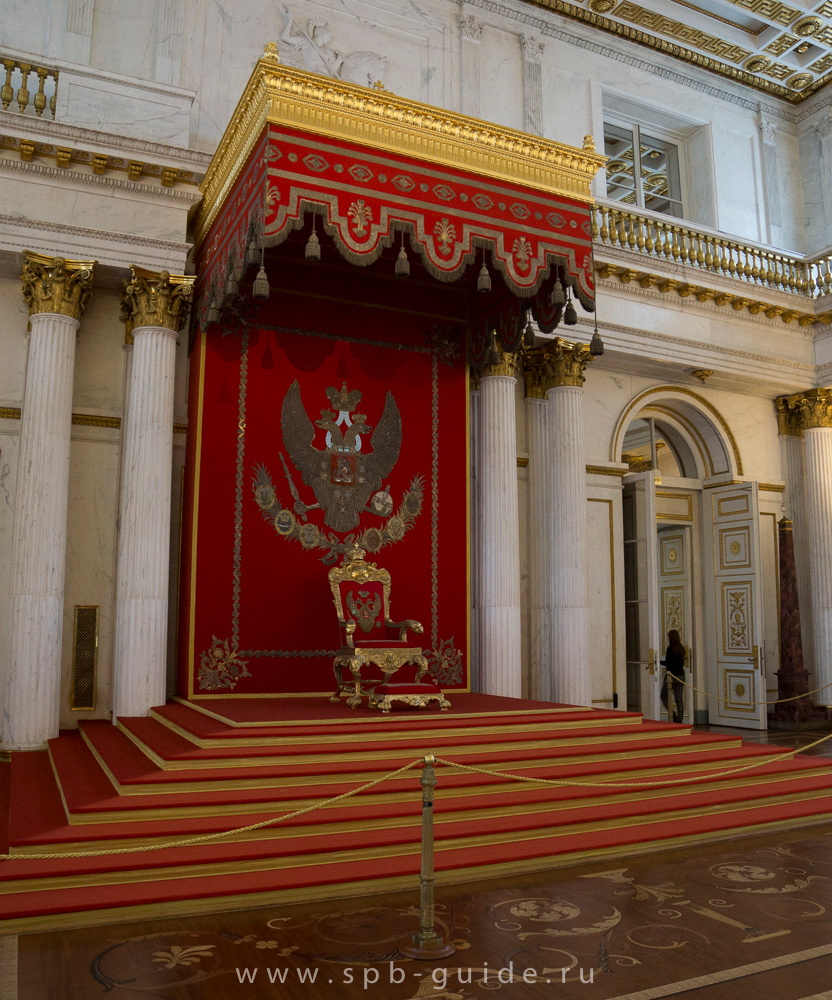 Георгиевский (большой Тронный) зал зимнего дворца