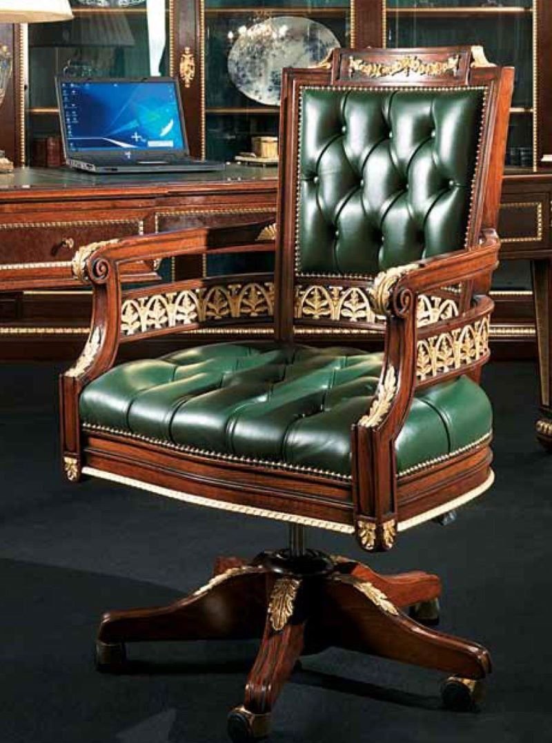 Кресло руководителя кожаное Италия в стиле Ампир