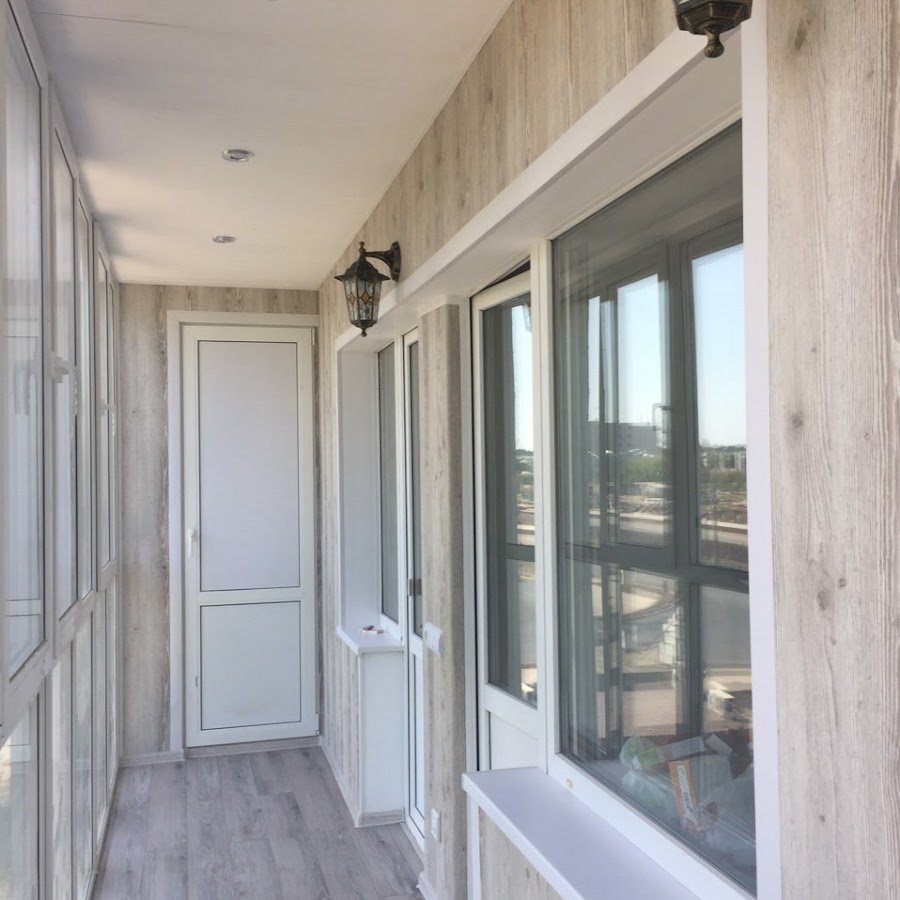 Ламинат на балконе