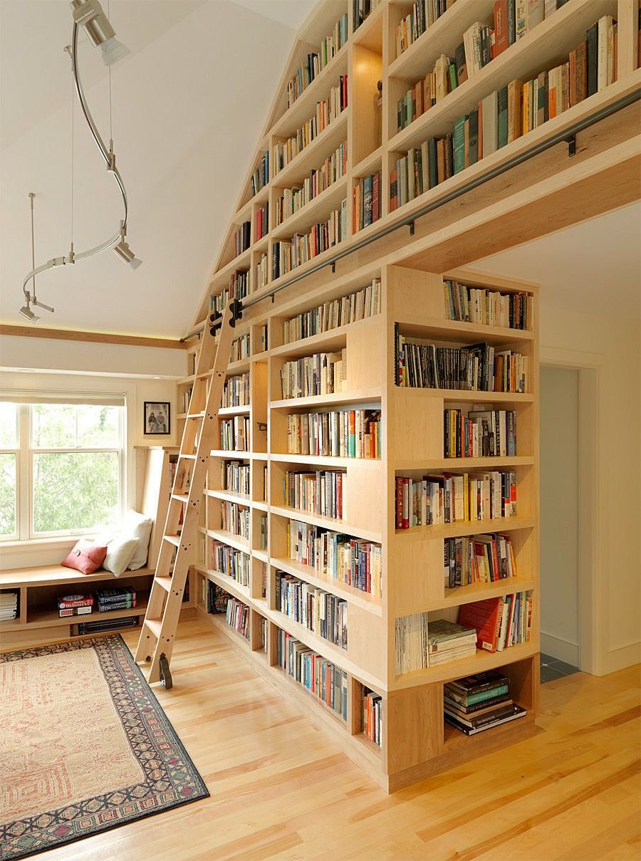 Передвижная лестница для библиотеки