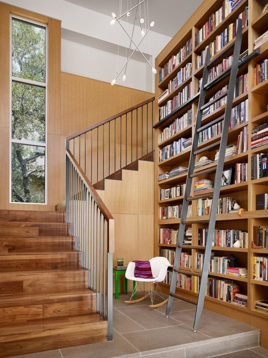 Лестницы навесные библиотечные