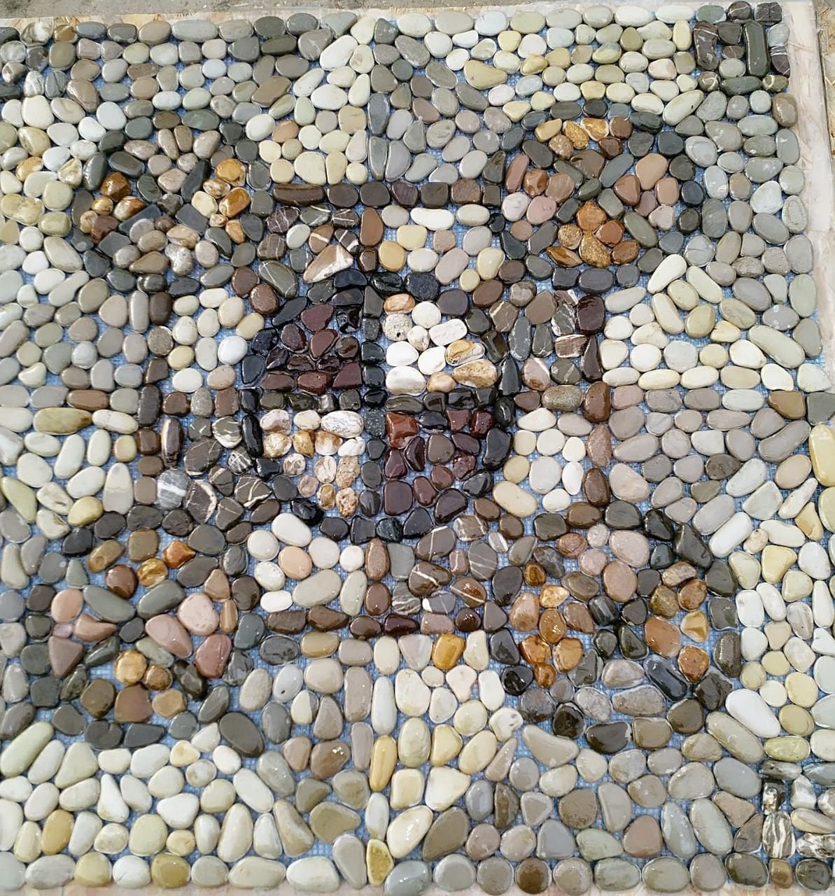 Мозаичный камень. Rim II мозаика из натурального камня. Мозаика галька. Мозаика из природного камня. Мозаика из гальки.