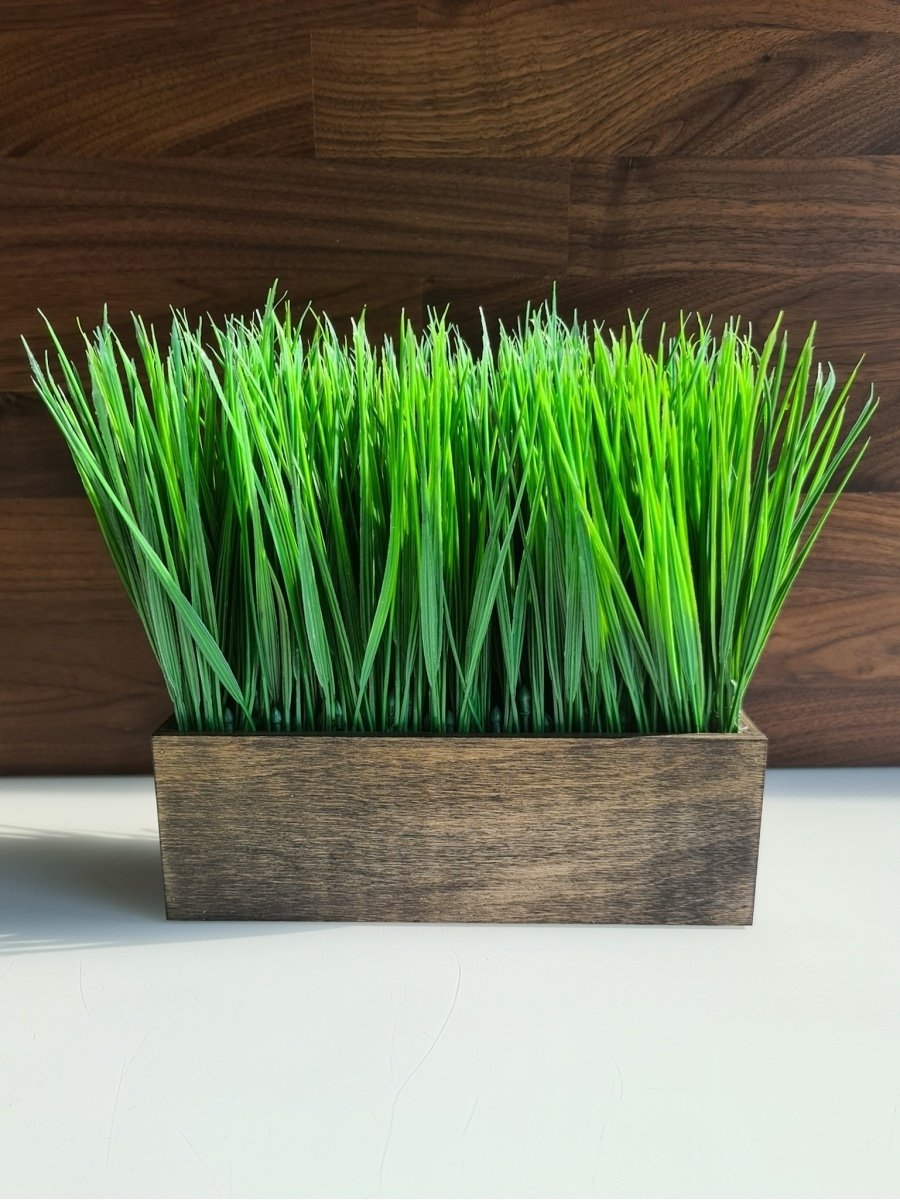 трава искусственная декоративная для интерьера в ящике