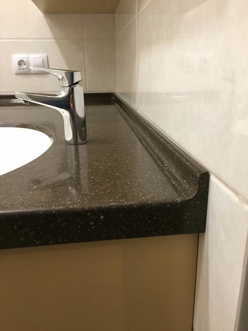 Столешница из керамогранитной плитки 1200х2400