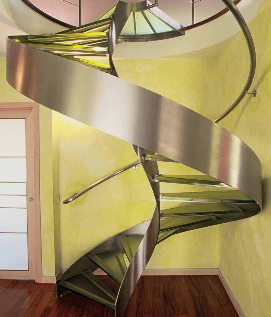 Винтовая лестница архитектура