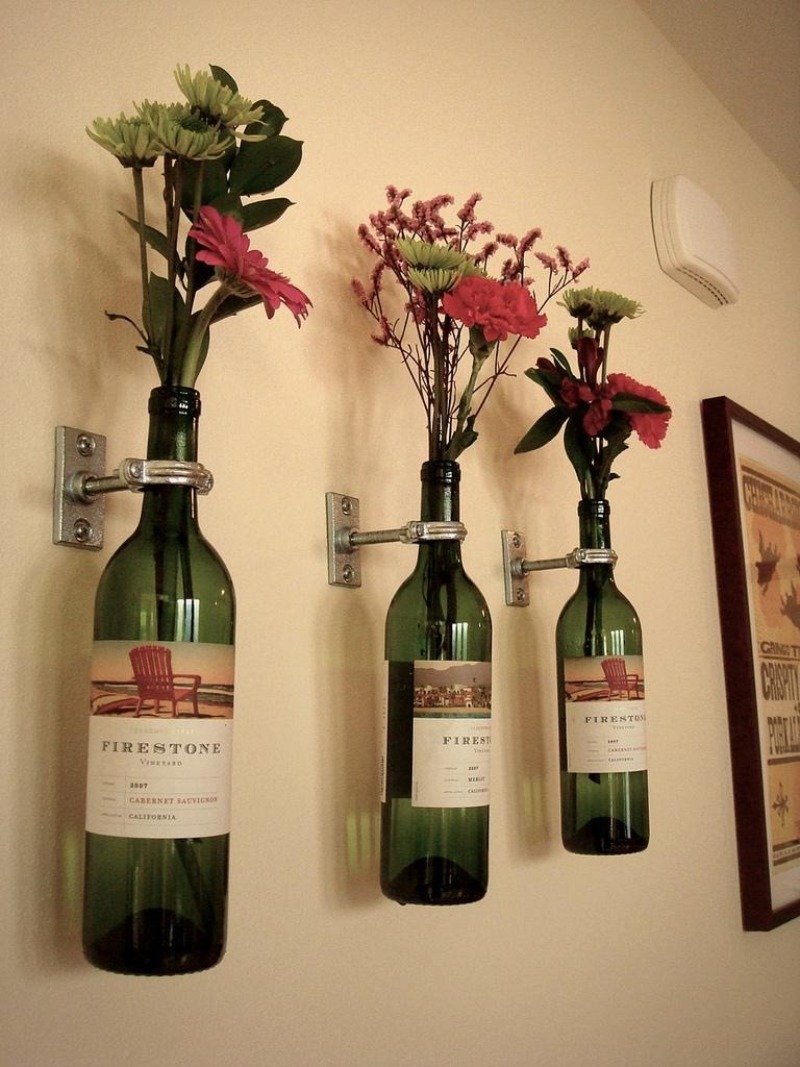 Бутылки из под вина в интерьере