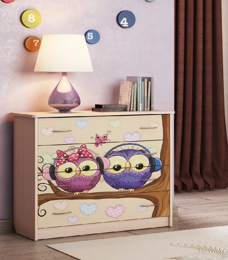 Комод с геометрическим рисунком