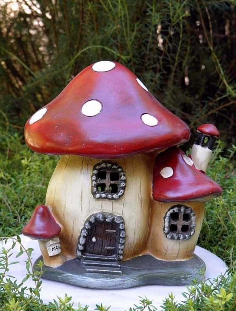 Садовая фигура "гриб домик большой" 12072
