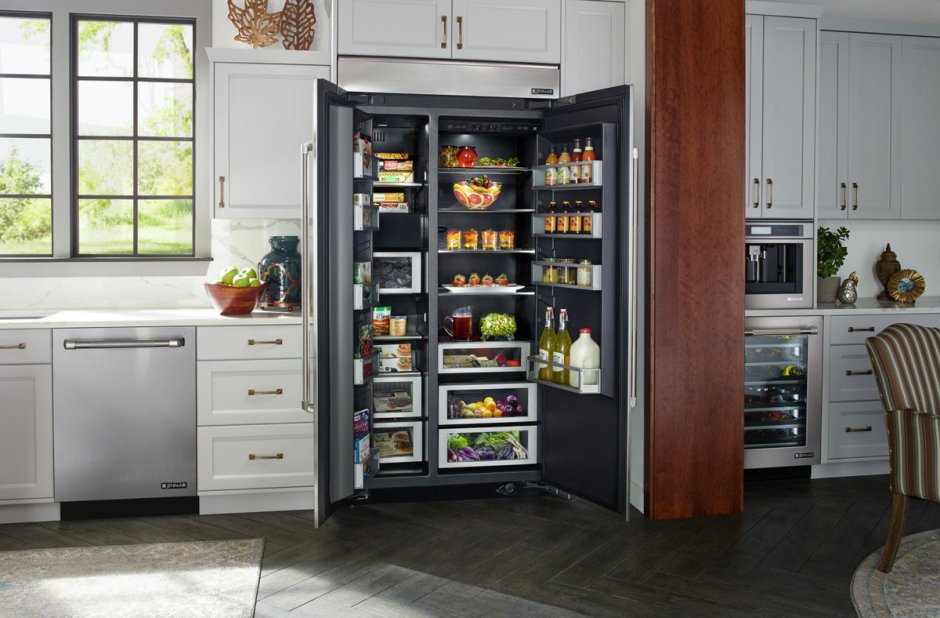 Холодильник встроенный в кухню Атлант