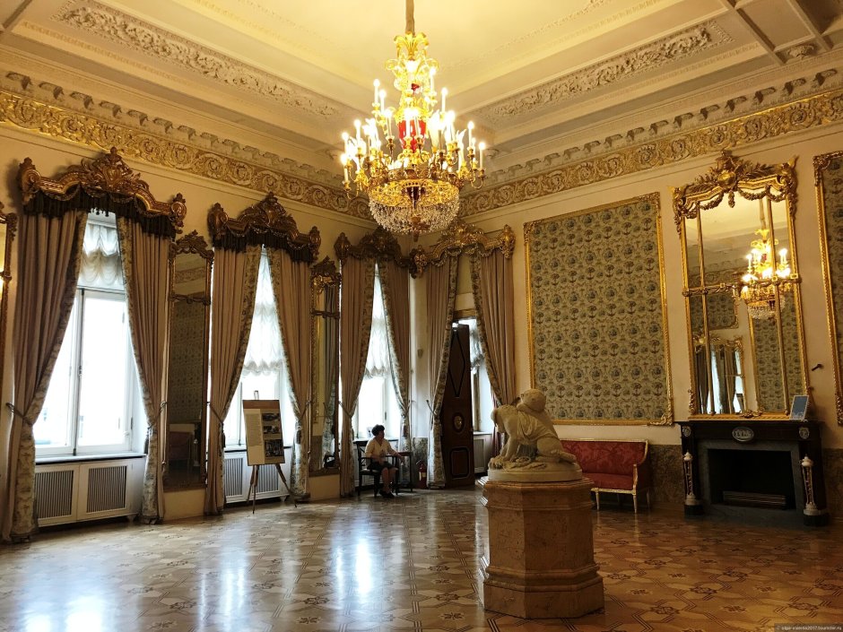 Строгановский дворец в Санкт-Петербурге Греческая комната