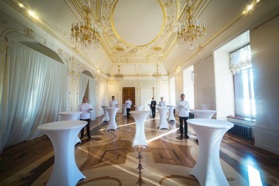 Белый зал мраморного дворца Санкт-Петербург