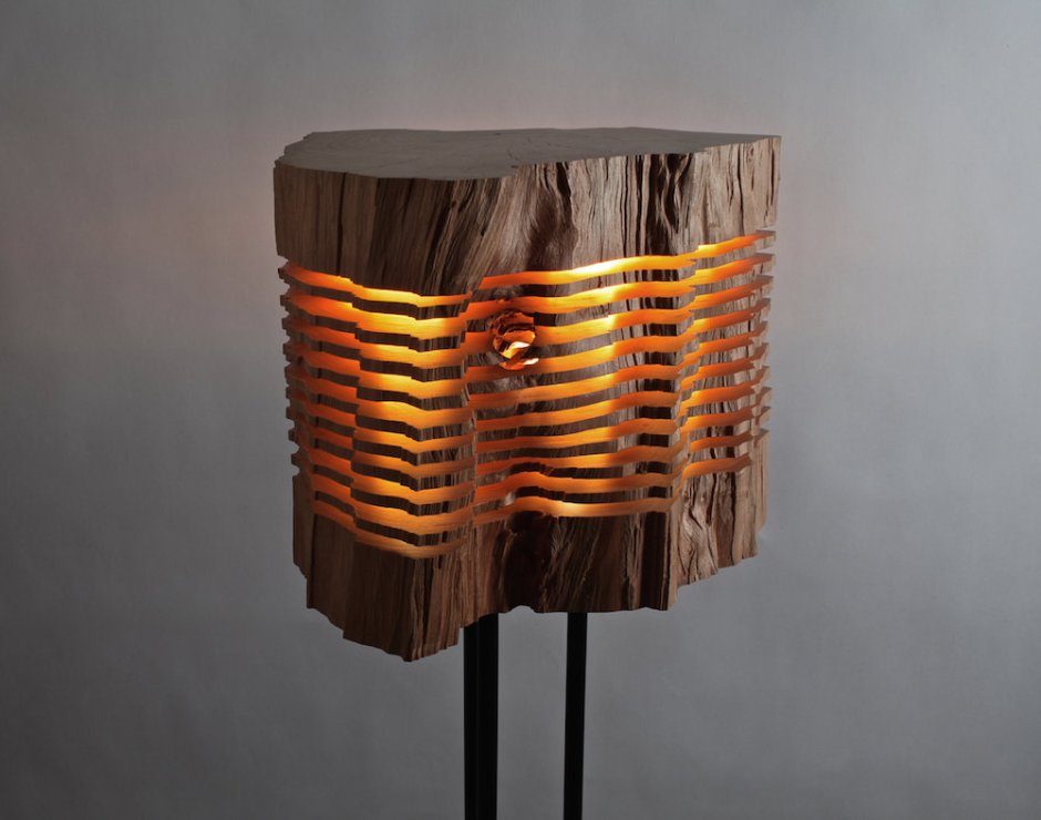 Светильник в стиле лофт из дерева