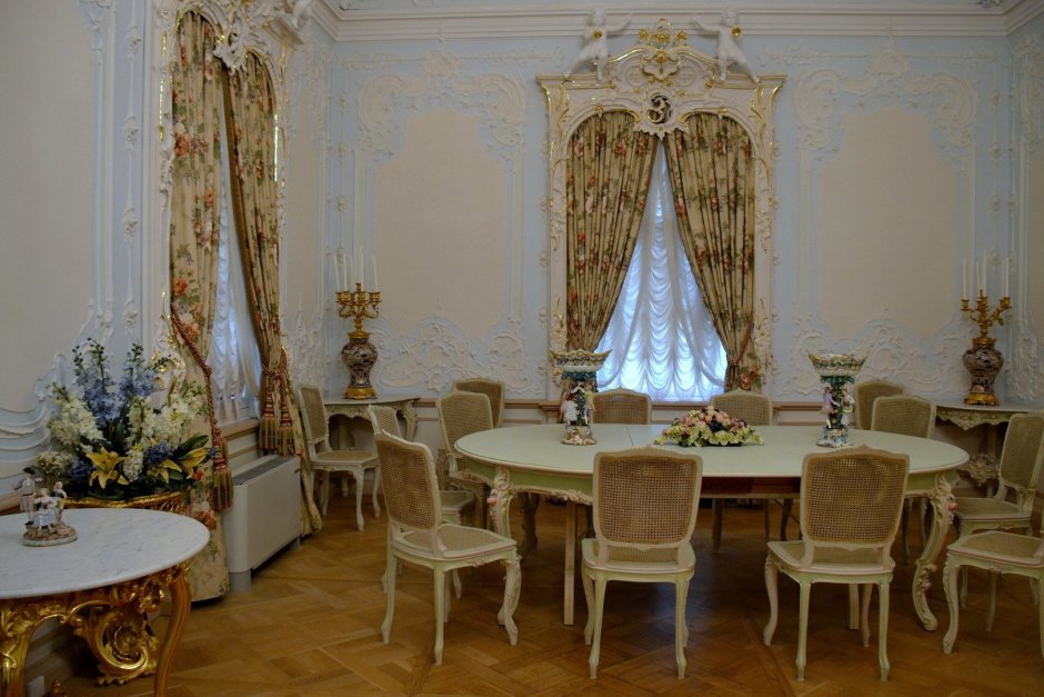 Большой Меншиковский дворец Ораниенбаум золотой кабинет