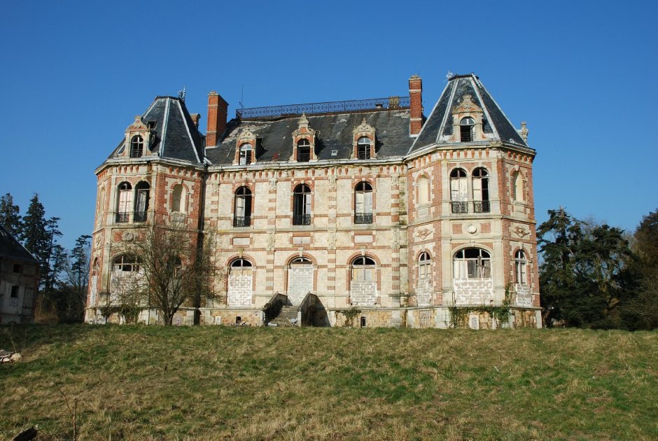 Замок Ле Кинель