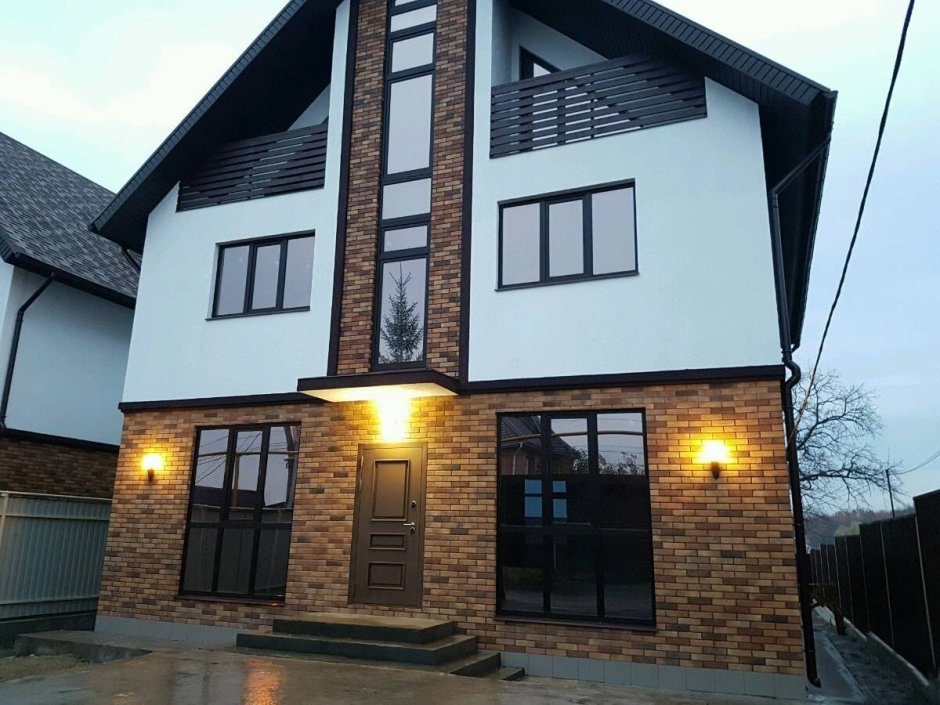 Комбинированная отделка фасада