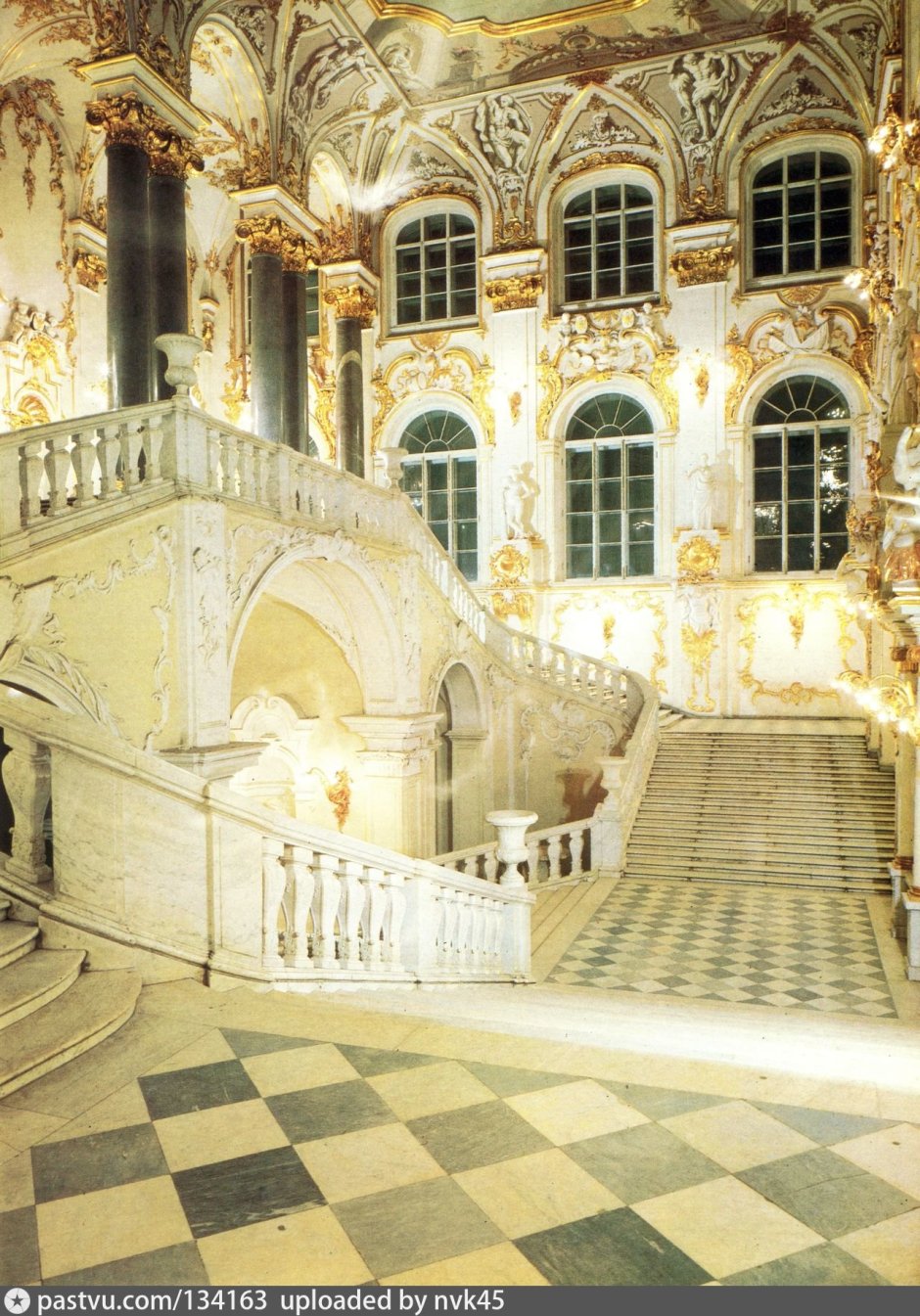 Екатерининский дворец в Царском селе парадная лестница
