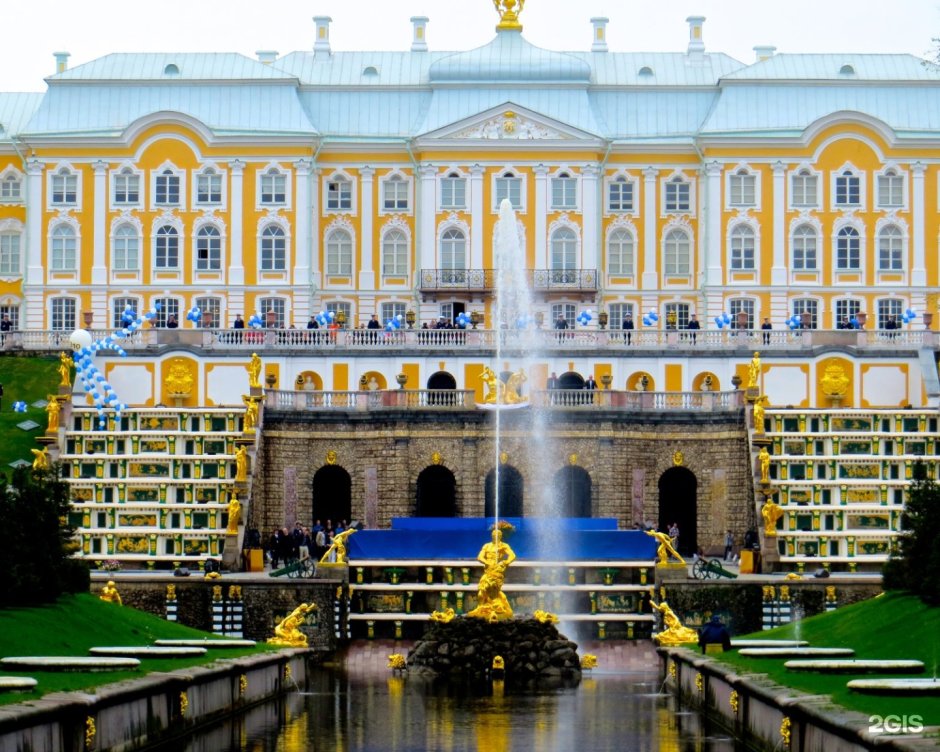 Большой Петергофский дворец интерьеры