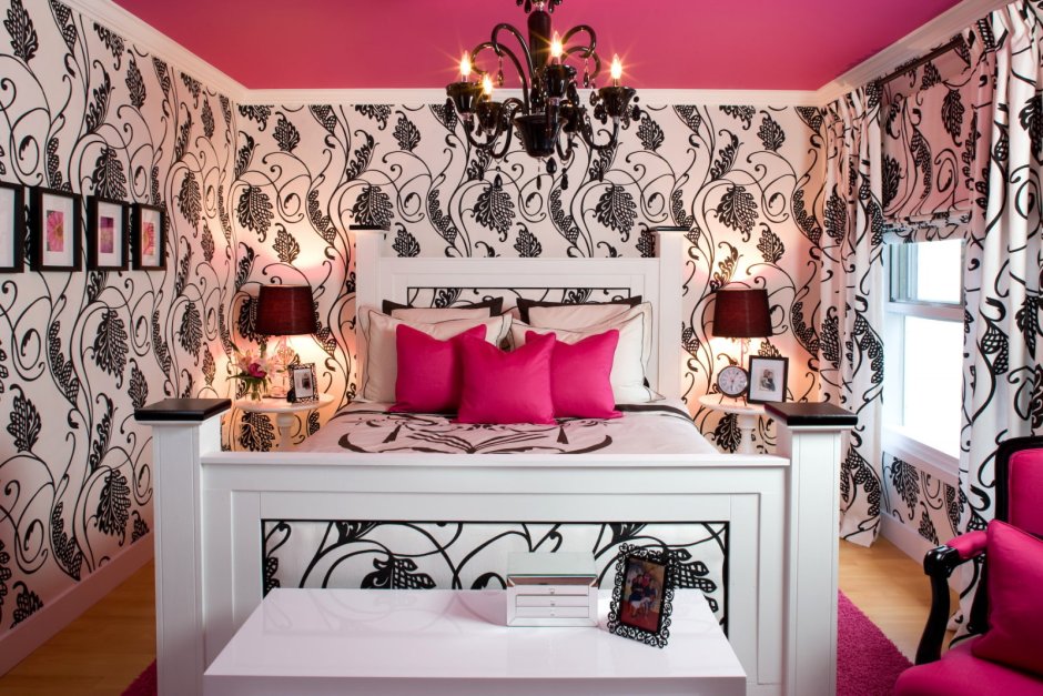 Спальня в черно розовых тонах