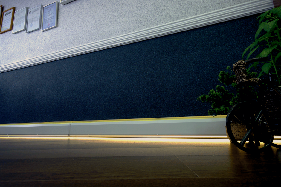 Плинтус напольный Evrowood PN 120