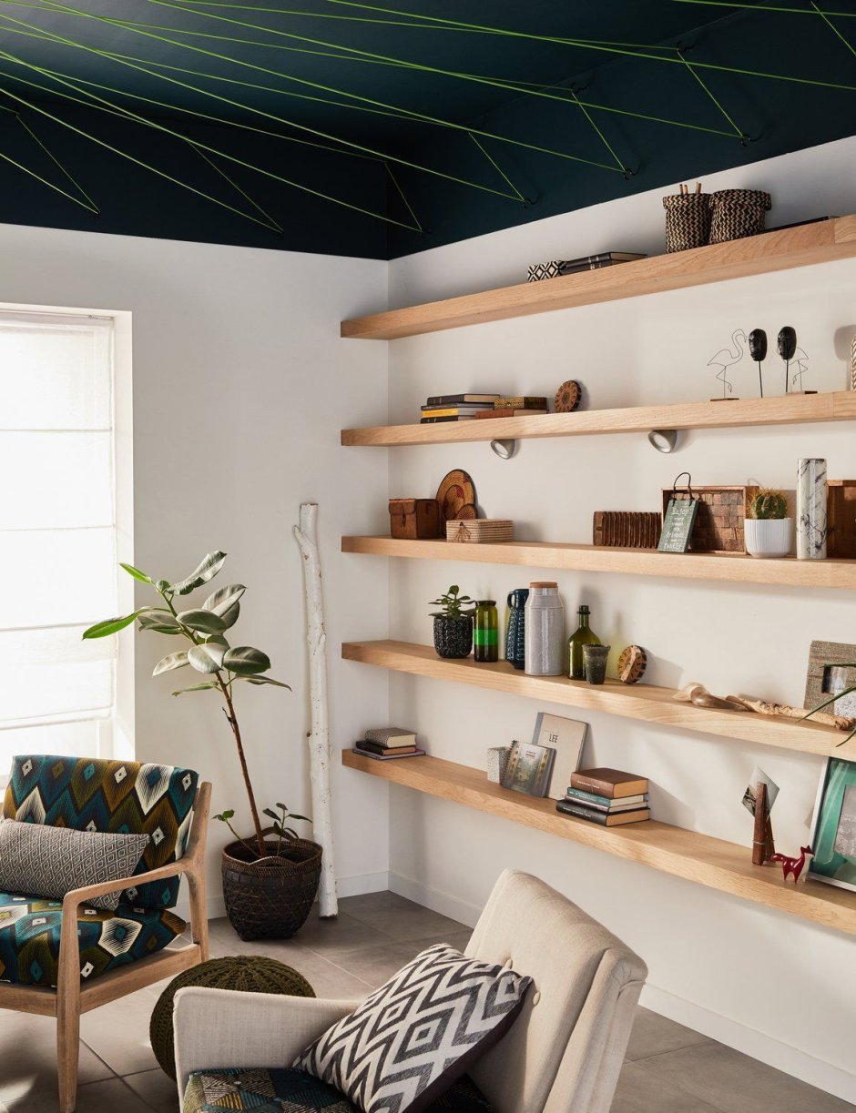 Полки в гостиной