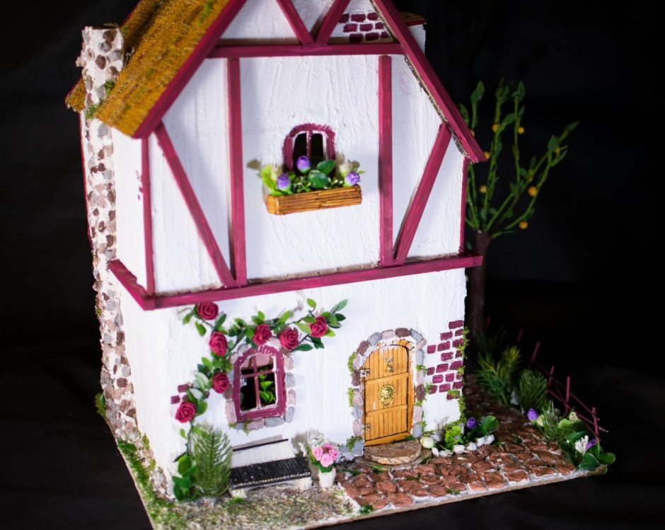 Светильник домик