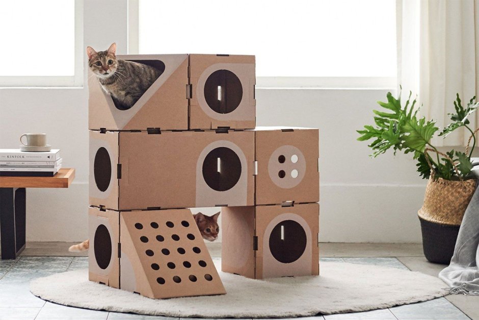 Домик для кошки из коробки двухэтажный