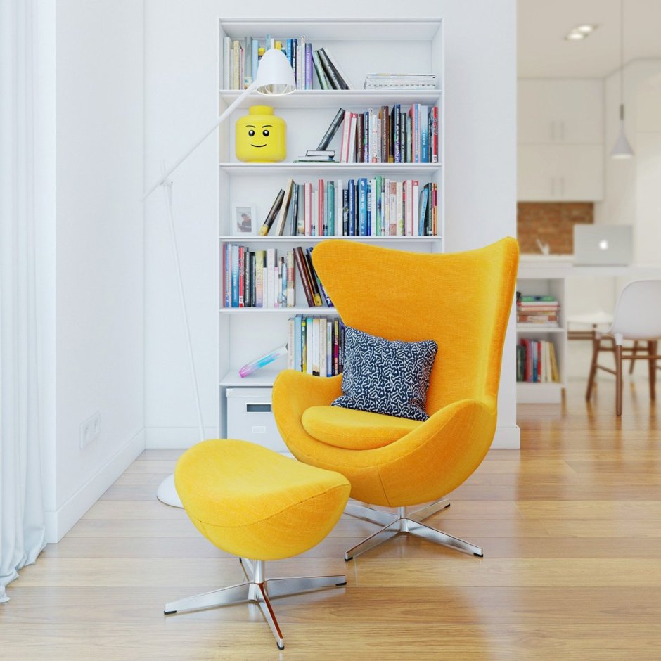 Кресло белое с желтым
